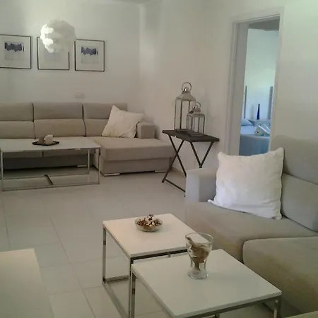 Vora - Great Value 5 Bedroom In Puerto - Close To Beach And Restaurants *
